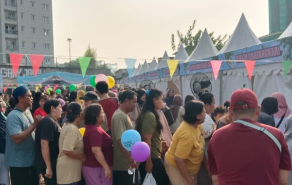Minyak Goreng Rp10.000 per Liter: Polri Bantu Masyarakat Penuhi Kebutuhan Pokok di Hari Bhayangkara ke-80