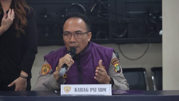 Kabag Psikologi Biro SDM Polda Metro Jaya AKBP Ida Bagus Gede Adi Putra Yadnya, S.Psi., M.Psi., Psikolog dalam konferensi pers perkembangan penanganan perkara Percetakan Mau Print di Polda Metro Jaya, Jumat, 3 Juli 2026.