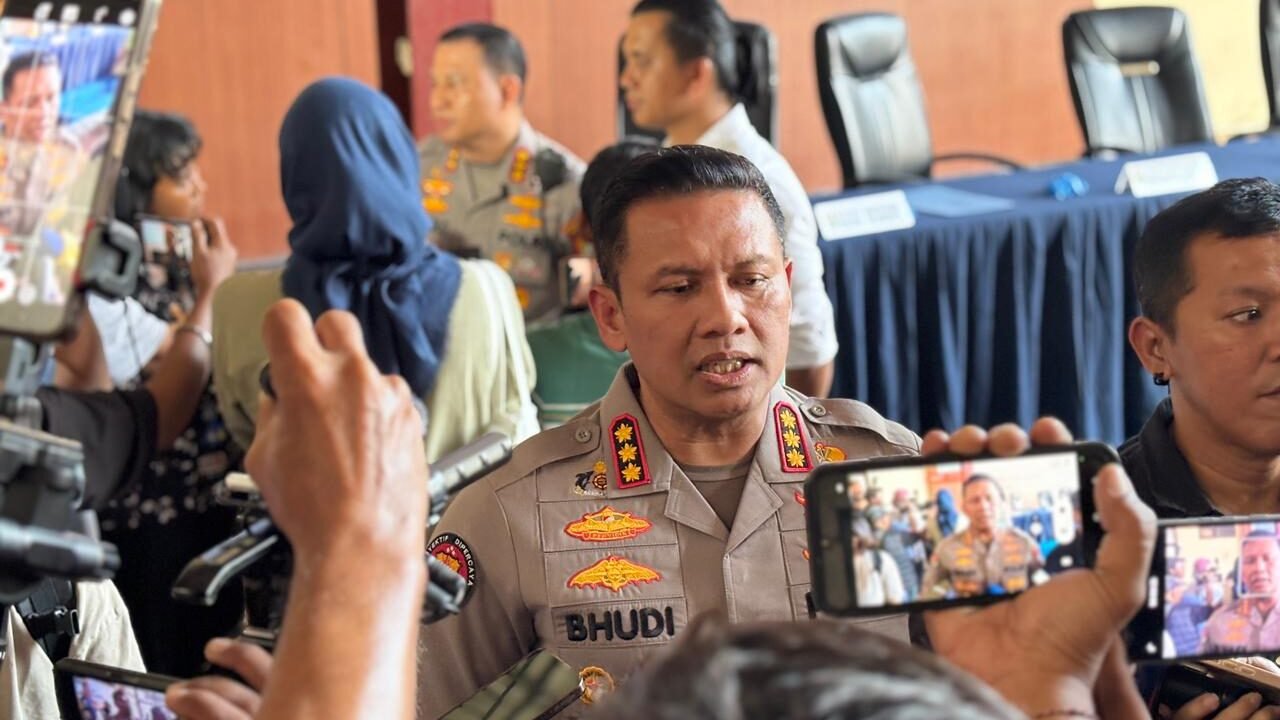 Kabidhumas Polda Metro Jaya Kombes Pol Budi Hermanto dalam rilis perkara Percetakan Mau Print di Polres Metro Jakarta Pusat, Jumat, 26 Juni 2026.